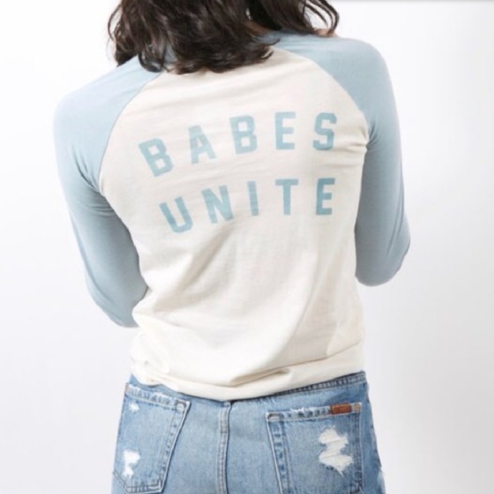 AMO Babes Unite Reglan Tee
